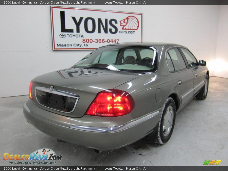 2000 Lincoln Continental Spruce Green Metallic / Light Parchment Photo #8
