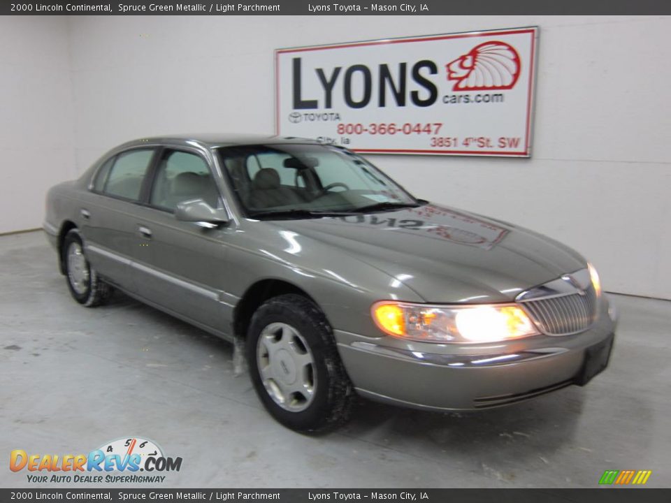 2000 Lincoln Continental Spruce Green Metallic / Light Parchment Photo #11