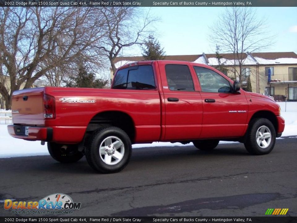 2002 Dodge Ram 1500 Sport Quad Cab 4x4 Flame Red / Dark Slate Gray Photo #12