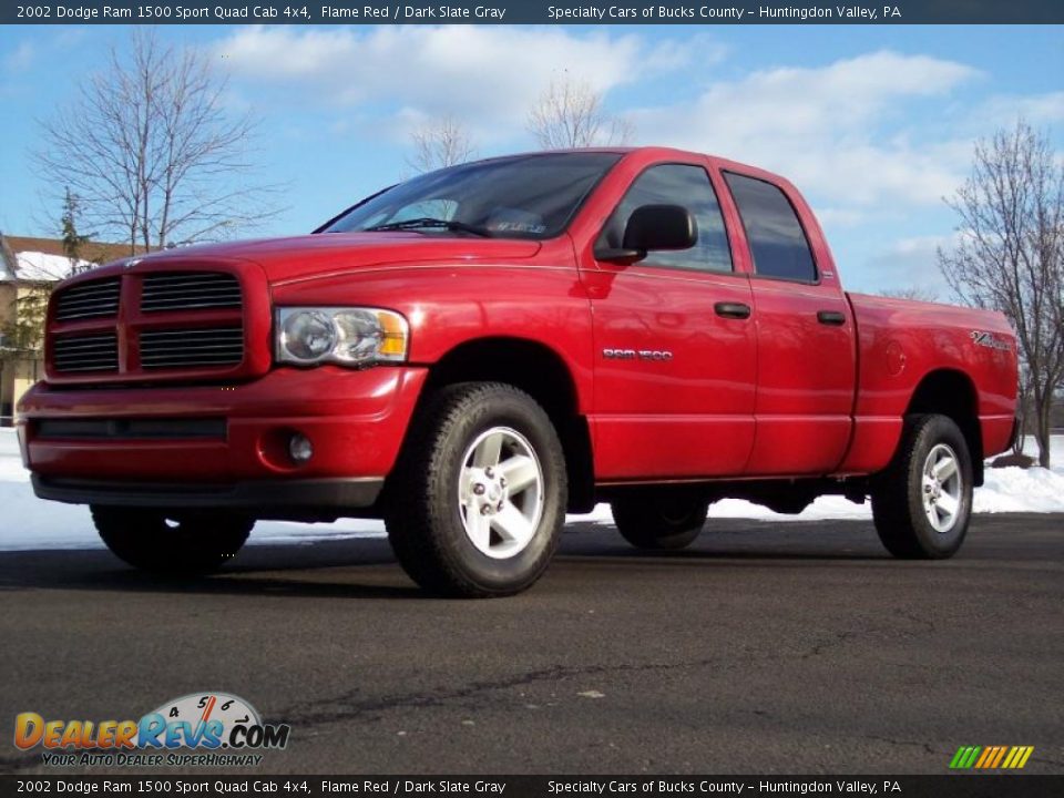 2002 Dodge Ram 1500 Sport Quad Cab 4x4 Flame Red / Dark Slate Gray Photo #21