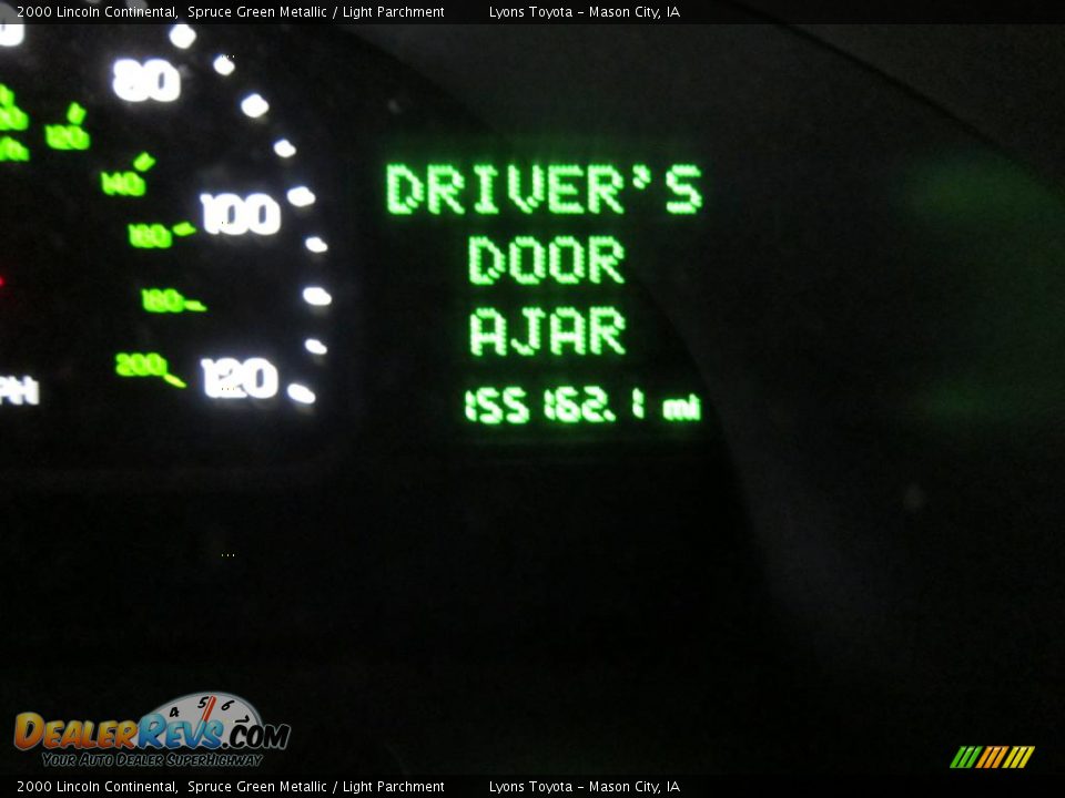 2000 Lincoln Continental Spruce Green Metallic / Light Parchment Photo #23