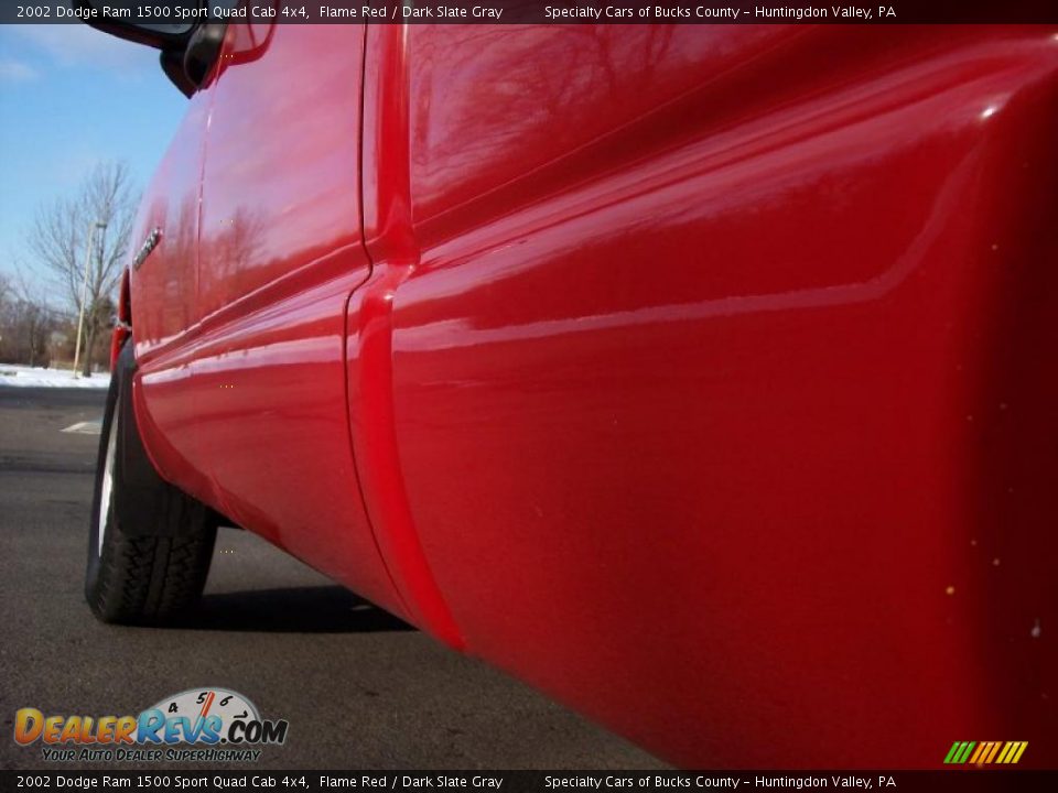 2002 Dodge Ram 1500 Sport Quad Cab 4x4 Flame Red / Dark Slate Gray Photo #32