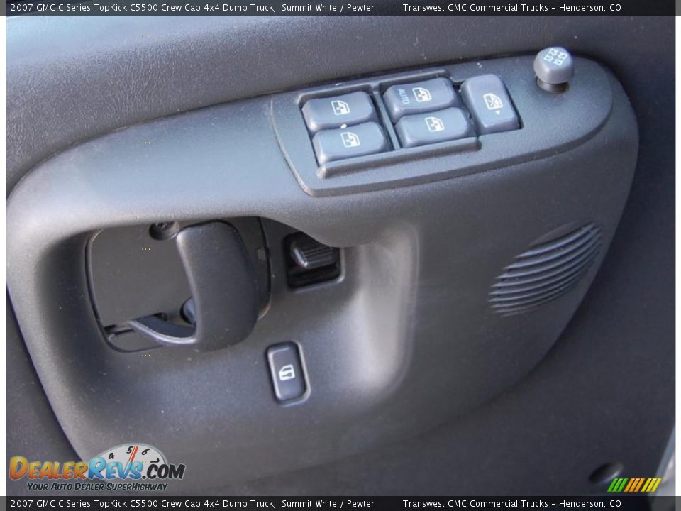2007 GMC C Series TopKick C5500 Crew Cab 4x4 Dump Truck Summit White / Pewter Photo #28