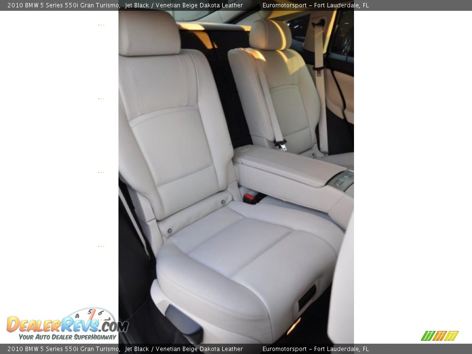 Venetian Beige Dakota Leather Interior - 2010 BMW 5 Series 550i Gran Turismo Photo #9