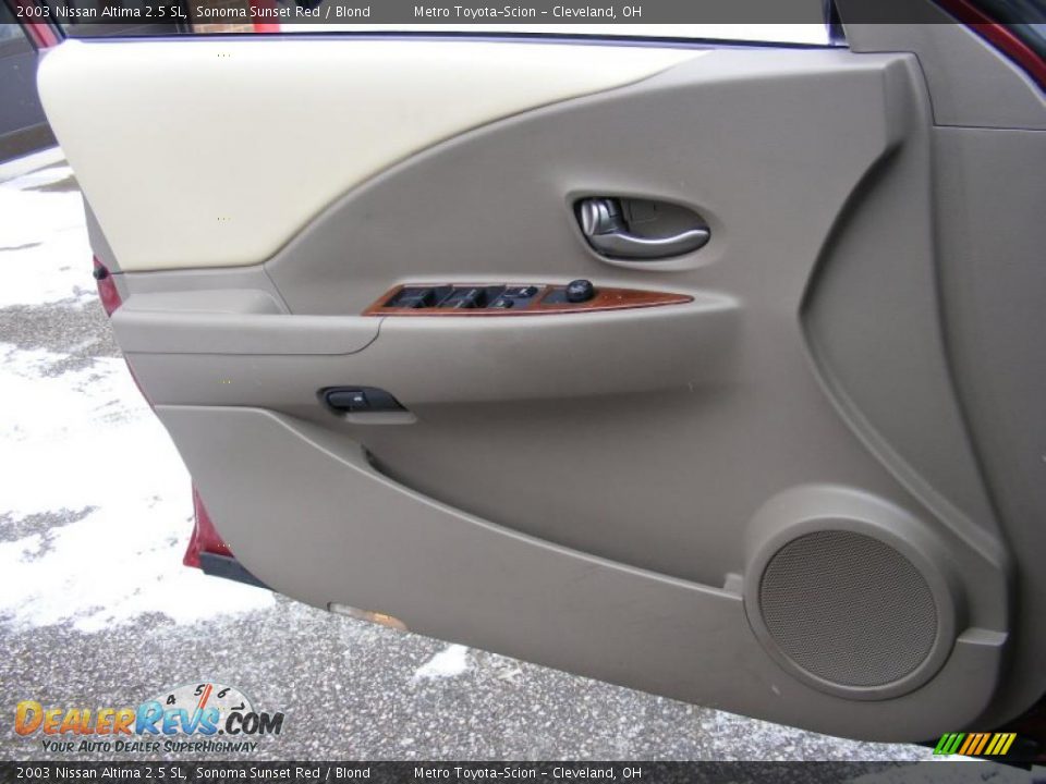 2003 Nissan Altima 2.5 SL Sonoma Sunset Red / Blond Photo #24