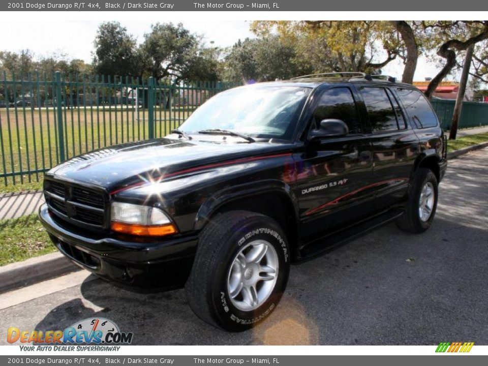 Front 3/4 View of 2001 Dodge Durango R/T 4x4 Photo #1