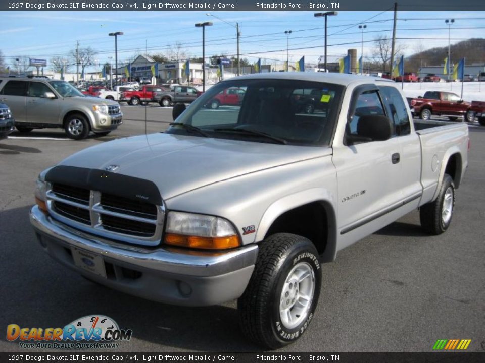 1997 Dodge Dakota SLT Extended Cab 4x4 Light Driftwood Metallic / Camel Photo #2