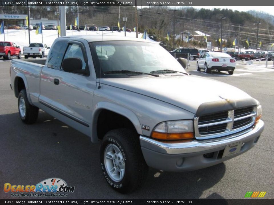 1997 Dodge Dakota SLT Extended Cab 4x4 Light Driftwood Metallic / Camel Photo #4