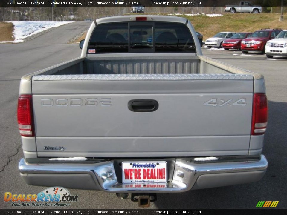1997 Dodge Dakota SLT Extended Cab 4x4 Light Driftwood Metallic / Camel Photo #7