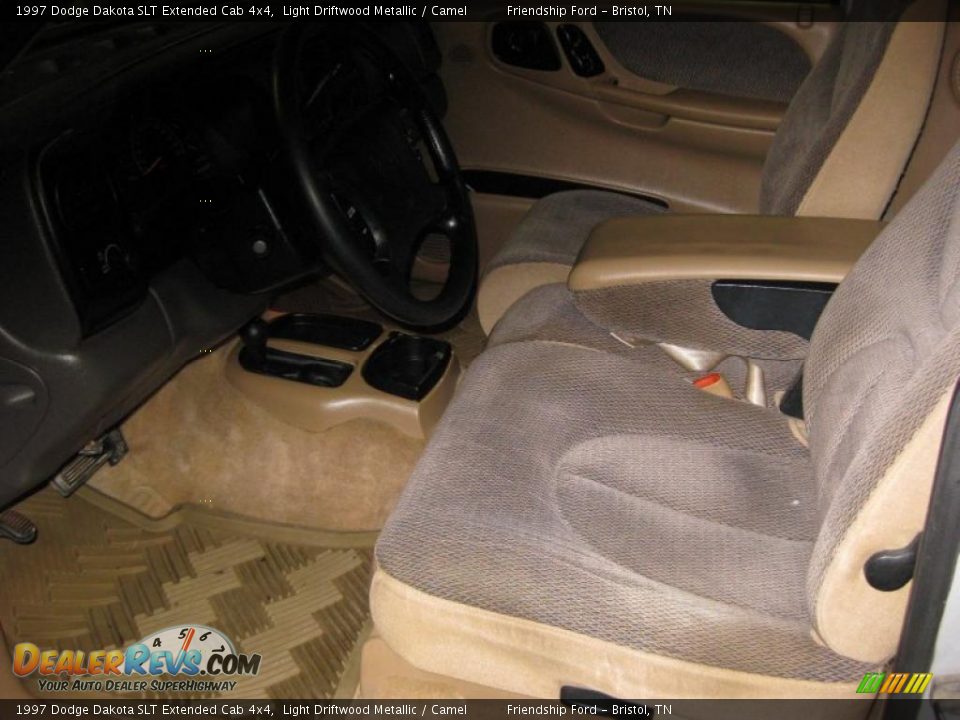1997 Dodge Dakota SLT Extended Cab 4x4 Light Driftwood Metallic / Camel Photo #14