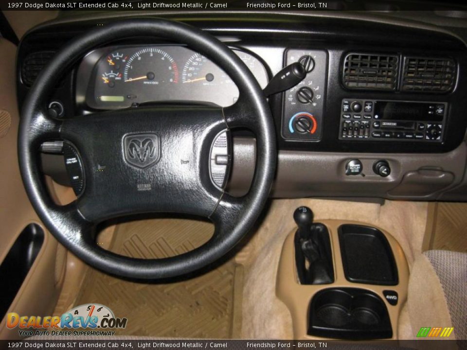 1997 Dodge Dakota SLT Extended Cab 4x4 Light Driftwood Metallic / Camel Photo #21