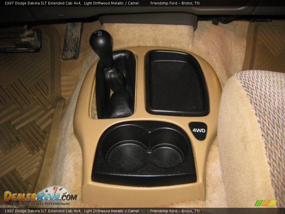1997 Dodge Dakota SLT Extended Cab 4x4 Light Driftwood Metallic / Camel Photo #23