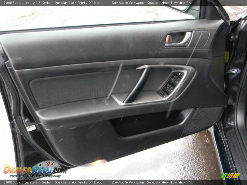 2008 Subaru Legacy 2.5i Sedan Obsidian Black Pearl / Off Black Photo #13