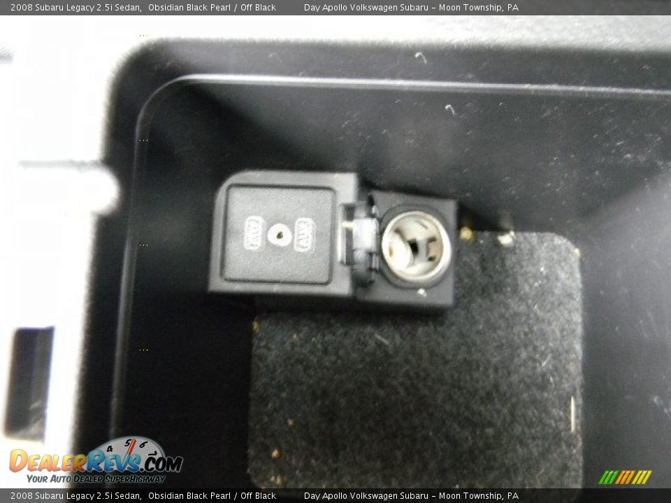 2008 Subaru Legacy 2.5i Sedan Obsidian Black Pearl / Off Black Photo #26