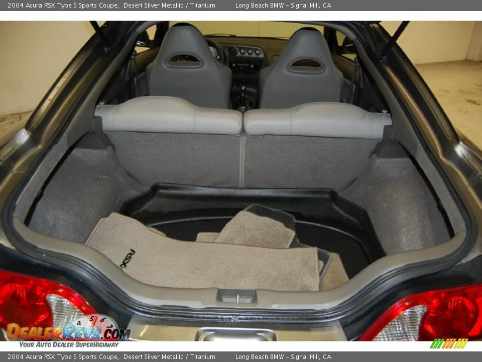 2004 Acura RSX Type S Sports Coupe Trunk Photo #8