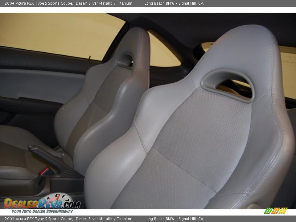 2004 Acura RSX Type S Sports Coupe Desert Silver Metallic / Titanium Photo #18