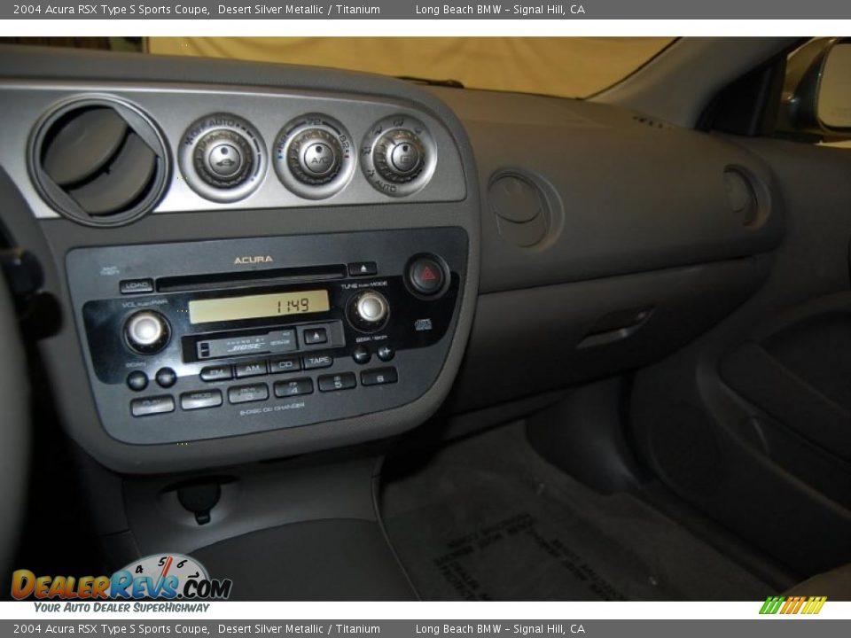 2004 Acura RSX Type S Sports Coupe Desert Silver Metallic / Titanium Photo #27