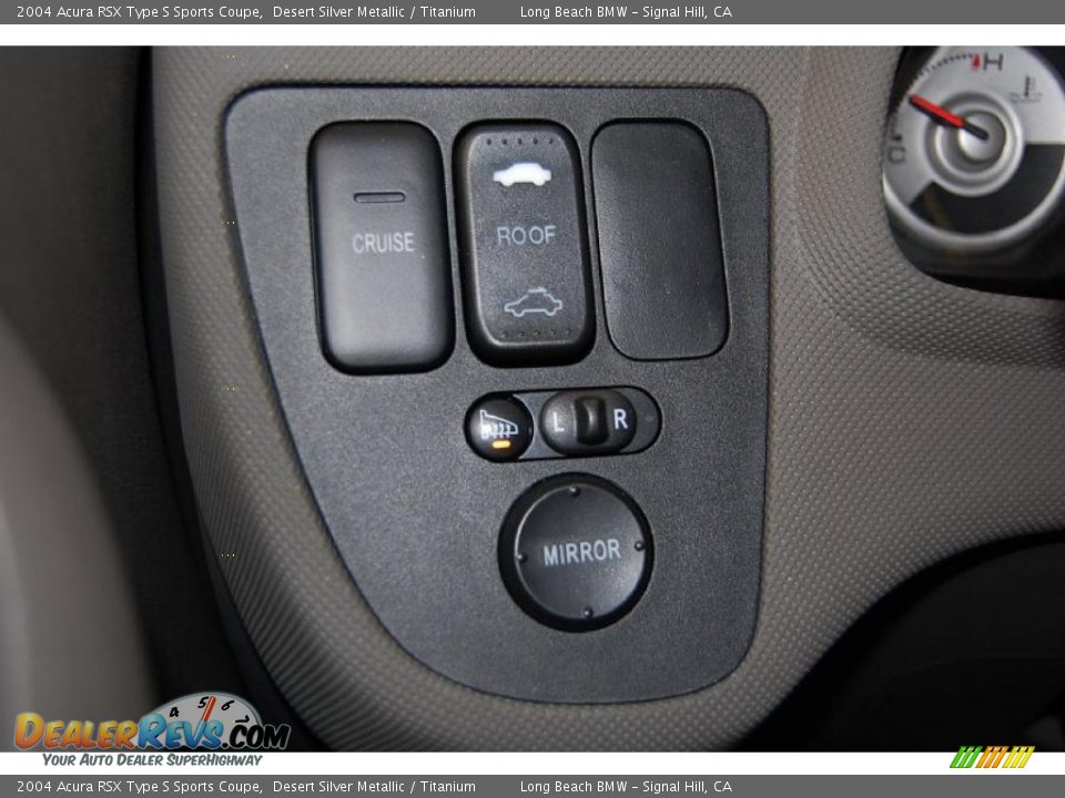 2004 Acura RSX Type S Sports Coupe Desert Silver Metallic / Titanium Photo #30
