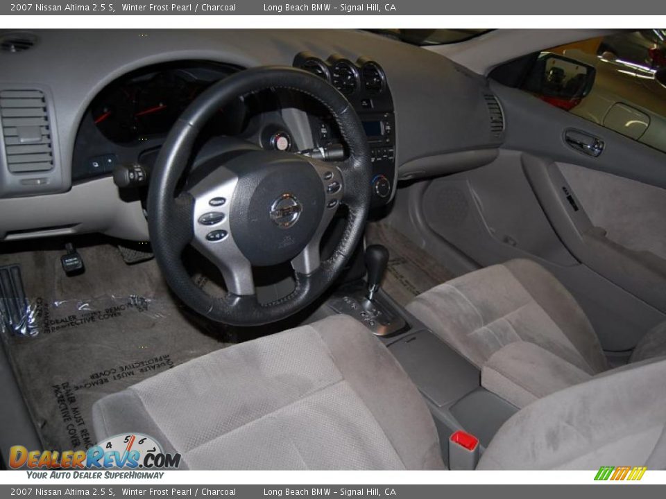 2007 Nissan Altima 2.5 S Winter Frost Pearl / Charcoal Photo #4