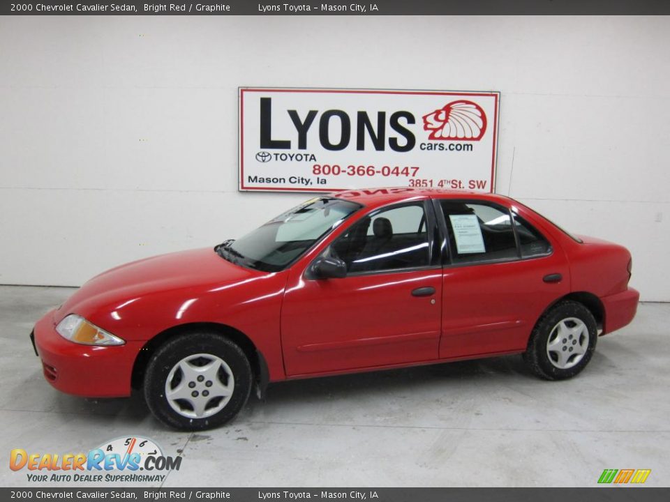 2000 Chevrolet Cavalier Sedan Bright Red / Graphite Photo #1