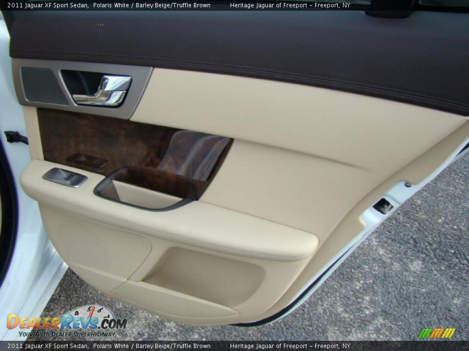 Door Panel of 2011 Jaguar XF Sport Sedan Photo #18