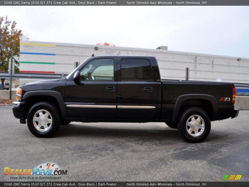 2006 GMC Sierra 1500 SLT Z71 Crew Cab 4x4 Onyx Black / Dark Pewter Photo #2