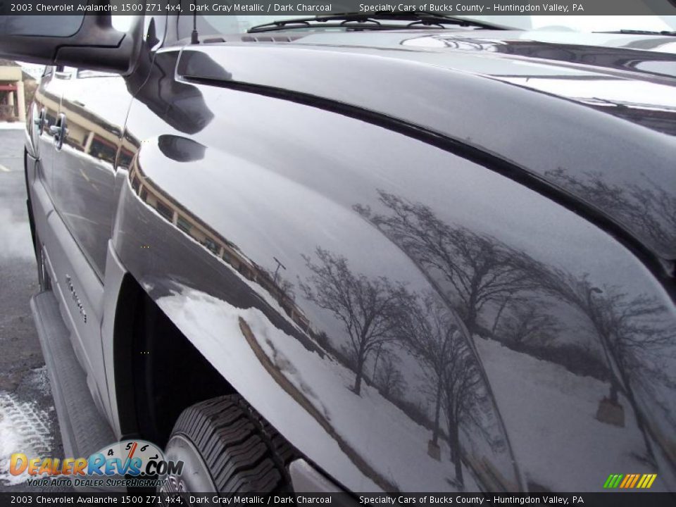 2003 Chevrolet Avalanche 1500 Z71 4x4 Dark Gray Metallic / Dark Charcoal Photo #17