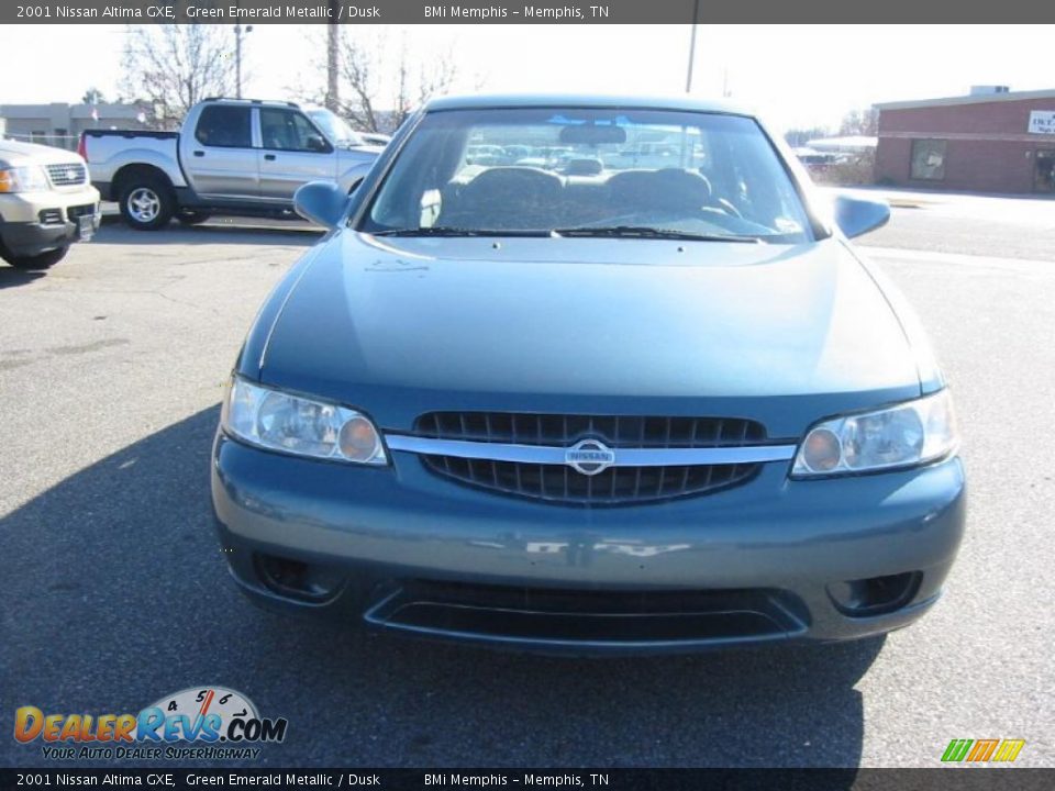 2001 Nissan Altima GXE Green Emerald Metallic / Dusk Photo #8