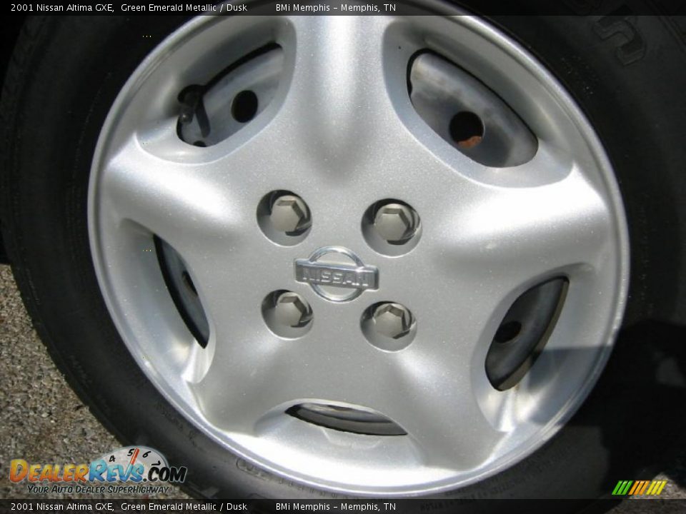2001 Nissan Altima GXE Green Emerald Metallic / Dusk Photo #21