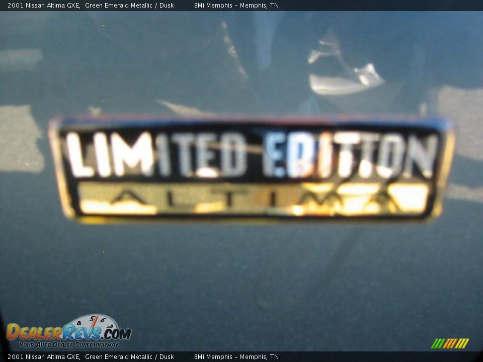 2001 Nissan Altima GXE Green Emerald Metallic / Dusk Photo #22