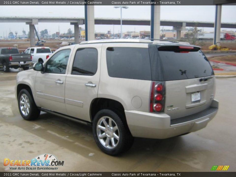 2011 GMC Yukon Denali Gold Mist Metallic / Cocoa/Light Cashmere Photo #3