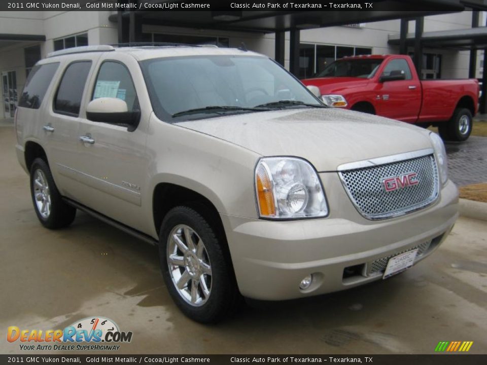 2011 GMC Yukon Denali Gold Mist Metallic / Cocoa/Light Cashmere Photo #7