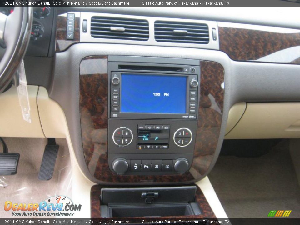 2011 GMC Yukon Denali Gold Mist Metallic / Cocoa/Light Cashmere Photo #9
