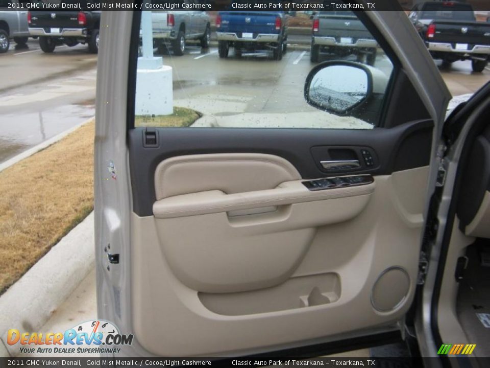 2011 GMC Yukon Denali Gold Mist Metallic / Cocoa/Light Cashmere Photo #19