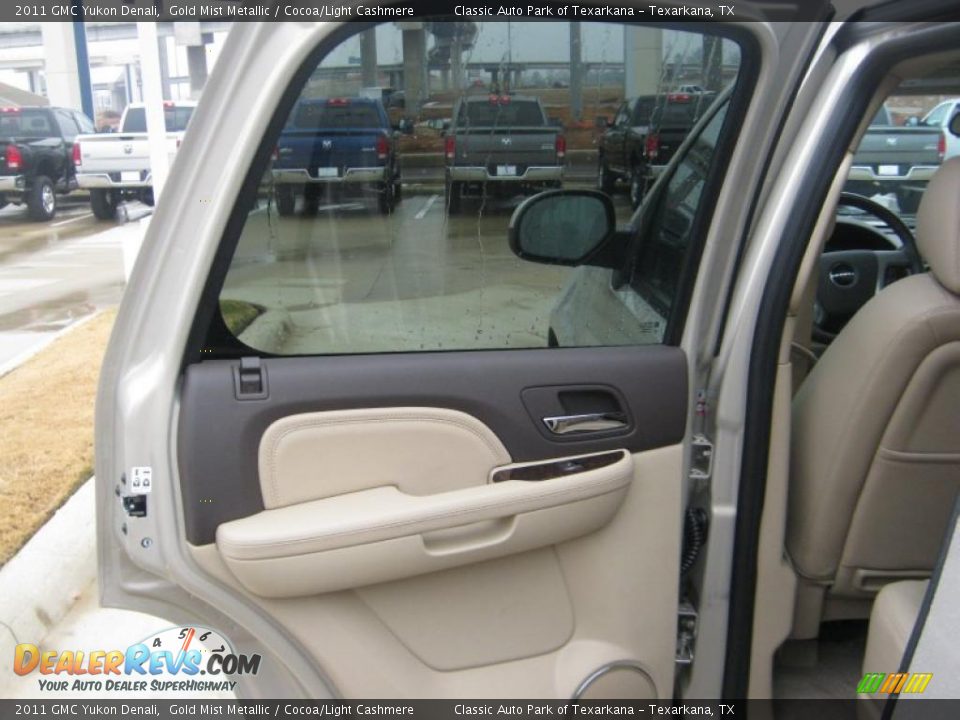 2011 GMC Yukon Denali Gold Mist Metallic / Cocoa/Light Cashmere Photo #22