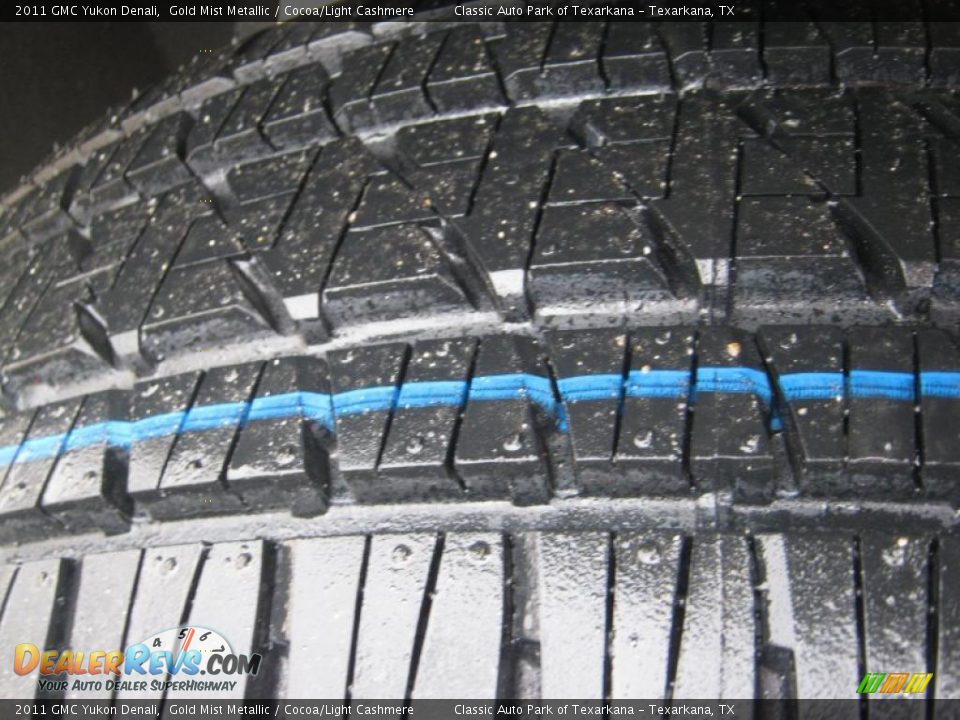 2011 GMC Yukon Denali Gold Mist Metallic / Cocoa/Light Cashmere Photo #27