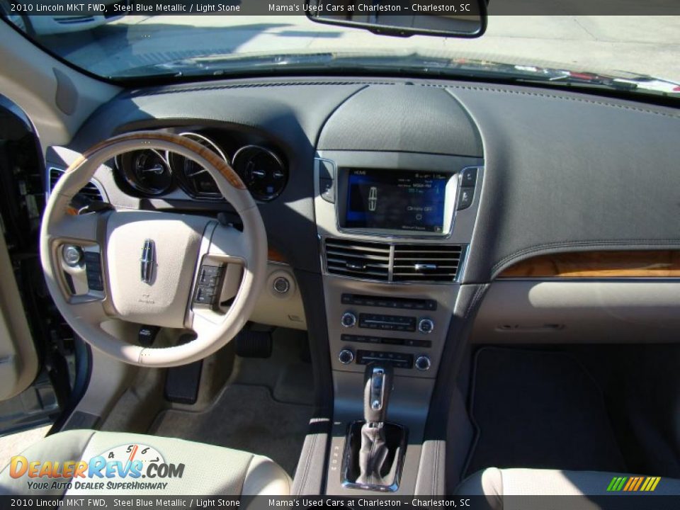 2010 Lincoln MKT FWD Steel Blue Metallic / Light Stone Photo #20