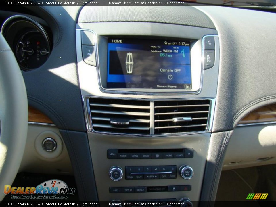 Controls of 2010 Lincoln MKT FWD Photo #25