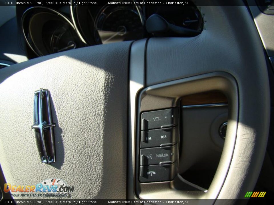 2010 Lincoln MKT FWD Steel Blue Metallic / Light Stone Photo #31