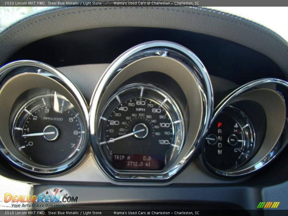 2010 Lincoln MKT FWD Gauges Photo #32