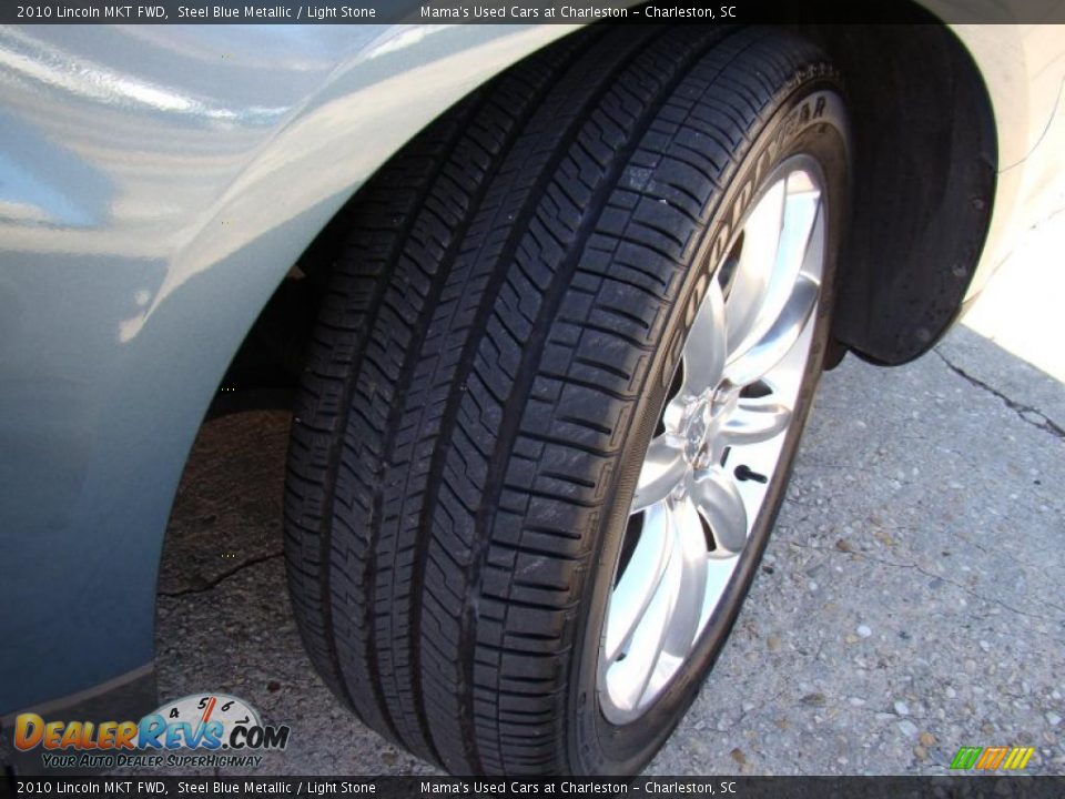 2010 Lincoln MKT FWD Steel Blue Metallic / Light Stone Photo #35