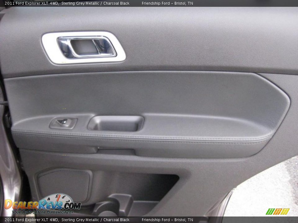 Door Panel of 2011 Ford Explorer XLT 4WD Photo #27