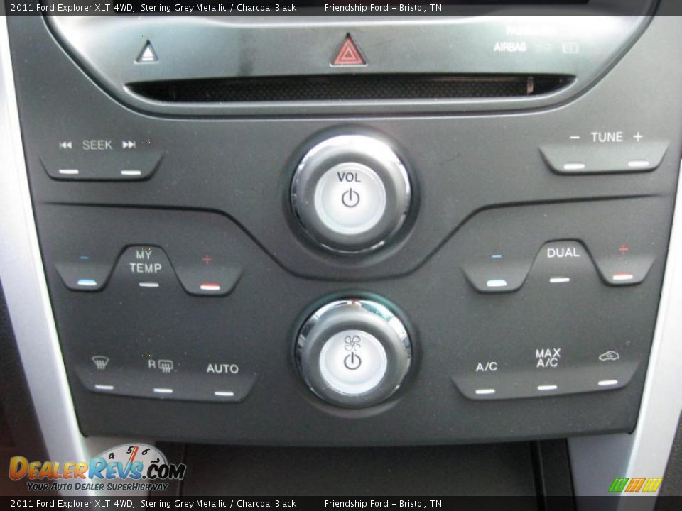 Controls of 2011 Ford Explorer XLT 4WD Photo #31