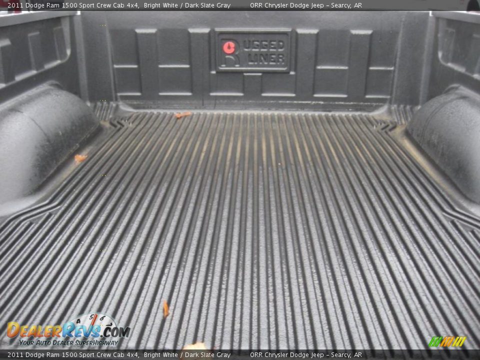 2011 Dodge Ram 1500 Sport Crew Cab 4x4 Bright White / Dark Slate Gray Photo #15