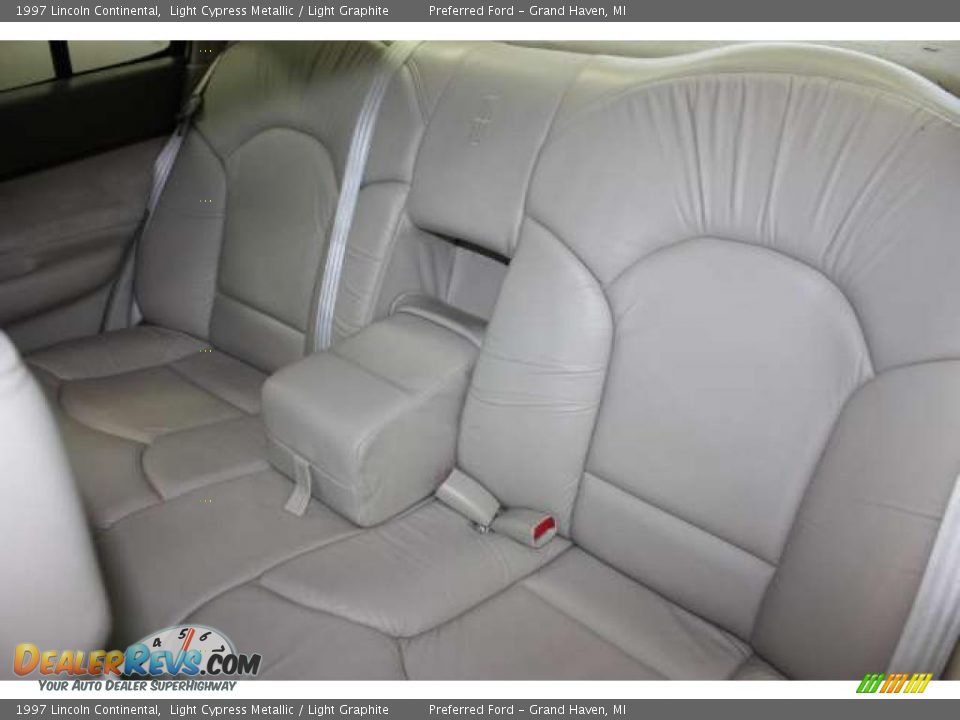 Light Graphite Interior - 1997 Lincoln Continental  Photo #19