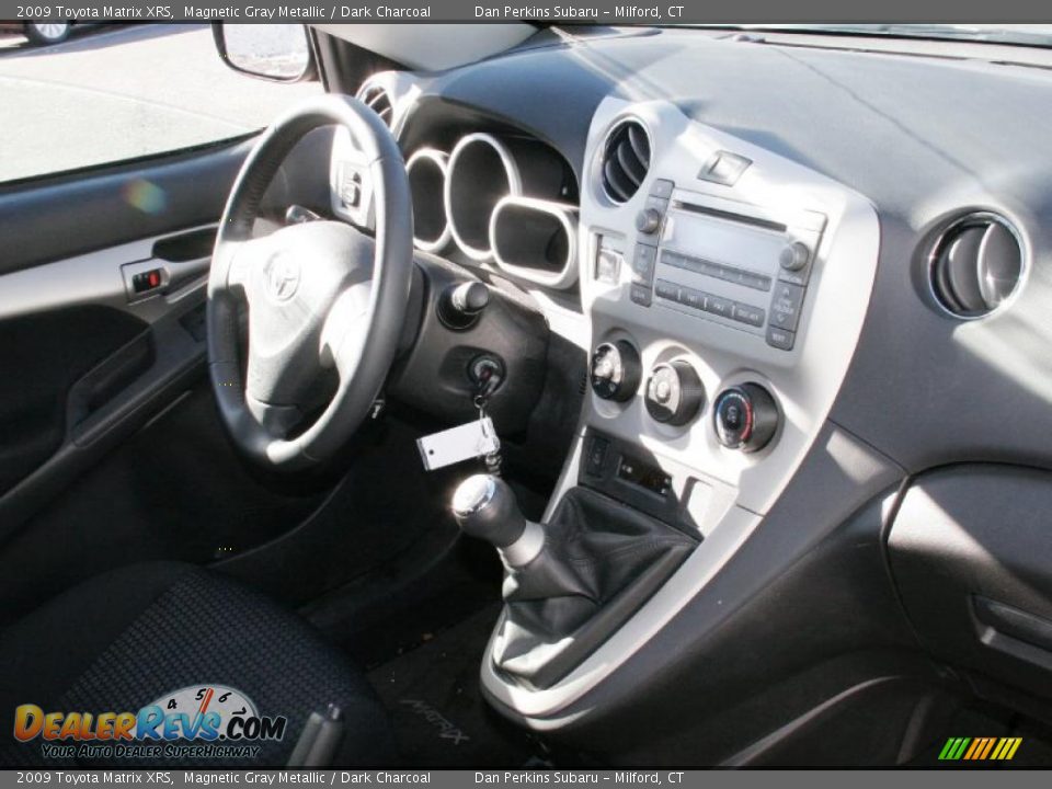 Dark Charcoal Interior - 2009 Toyota Matrix XRS Photo #19