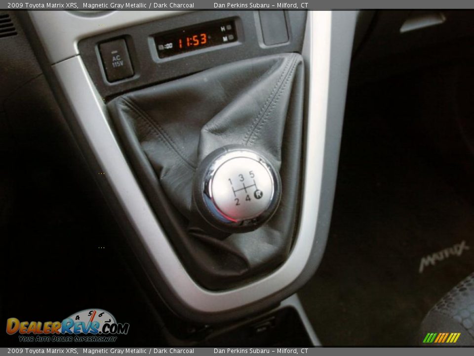 2009 Toyota Matrix XRS Shifter Photo #25