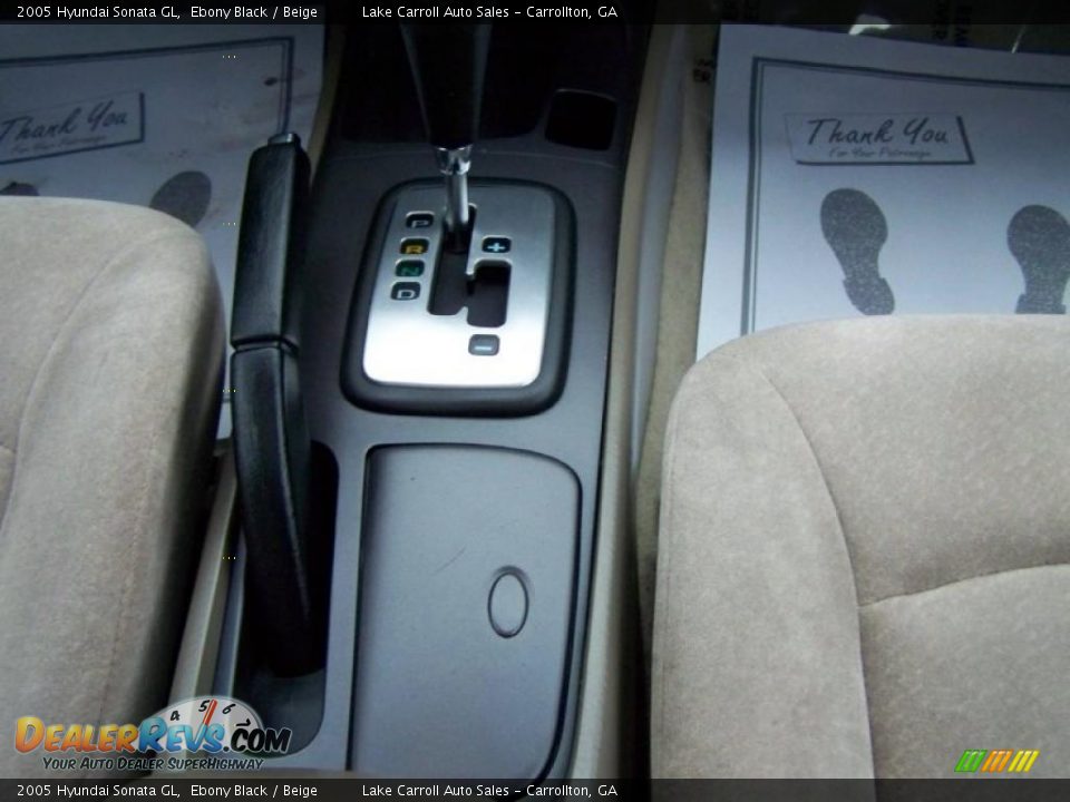 2005 Hyundai Sonata GL Ebony Black / Beige Photo #20