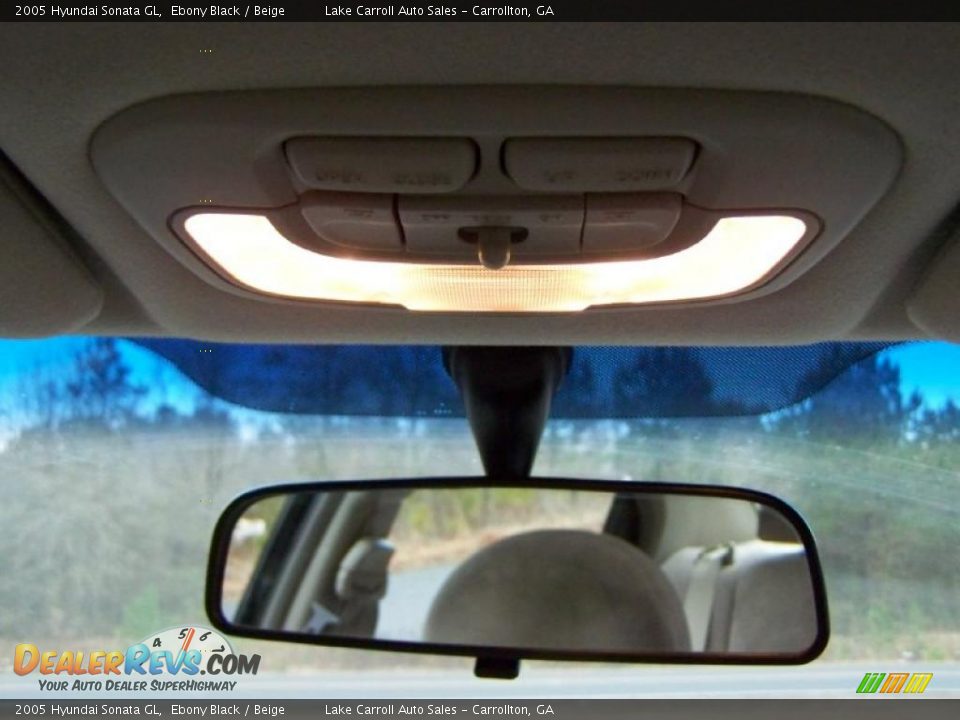 2005 Hyundai Sonata GL Ebony Black / Beige Photo #21