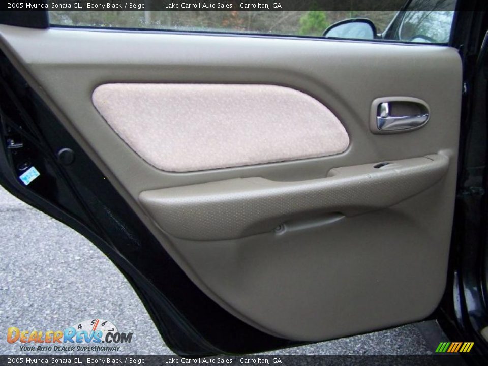 2005 Hyundai Sonata GL Ebony Black / Beige Photo #29